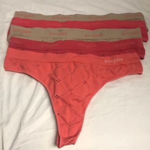 5 Pair HONEY DEW THONGS Sz L/XL Colors are 2 tan 2 pink and 1 peach